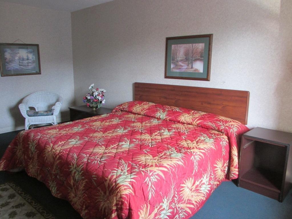 New Valdosta Inn And Suites Buitenkant foto